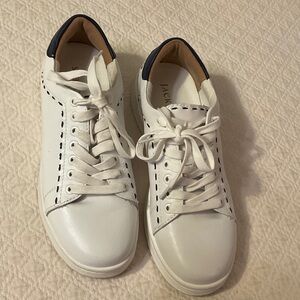 Jack Rogers white leather Ellison sneakers size 6M